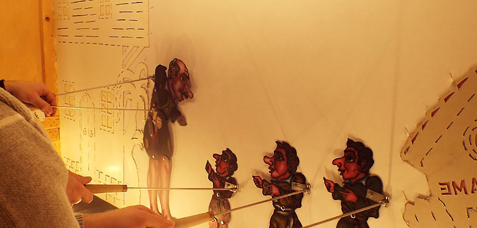 Παραστάσεις Καραγκιόζη στα Τρίκαλα