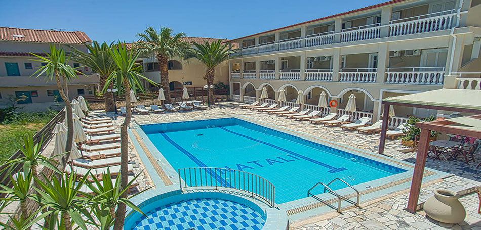 Επιχορηγήσεις για ξενοδοχείο στη Ζάκυνθο και κάμπινγκ στη Χαλκιδική