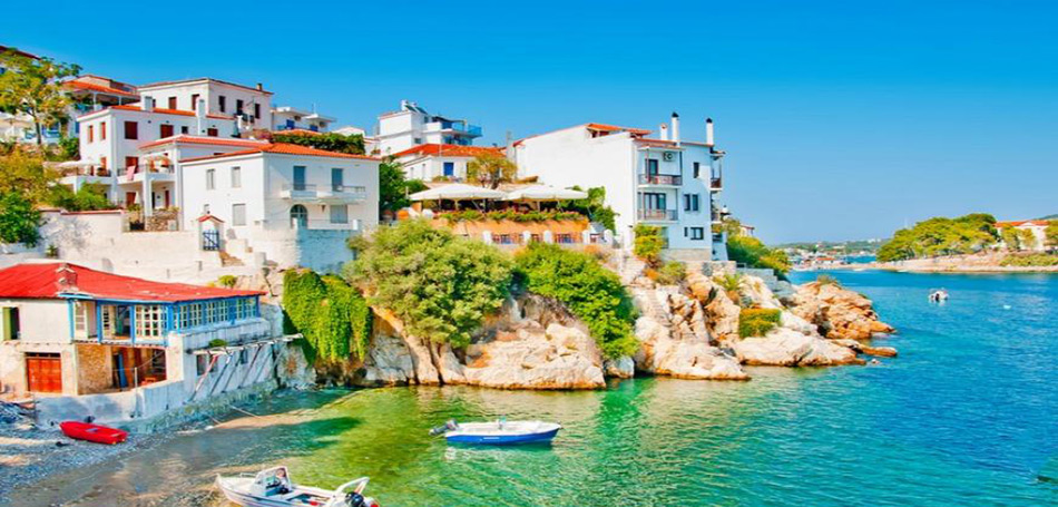 Νέο πεντάστερο ξενοδοχείο με τελεφερίκ στη Σκιάθο