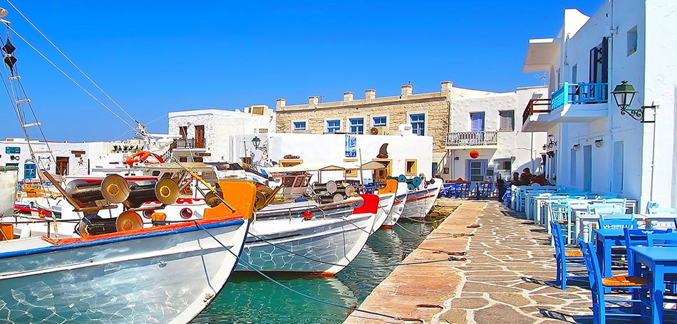 Μεγάλη αύξηση των αφίξεων στην Πάρο το Πάσχα