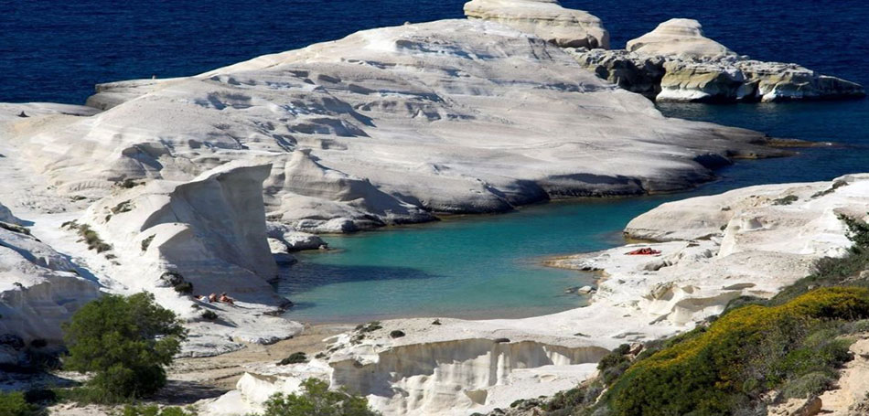 Μια ελληνική παραλία στις καλύτερες στον κόσμο για ταξίδια τον Σεπτέμβριο