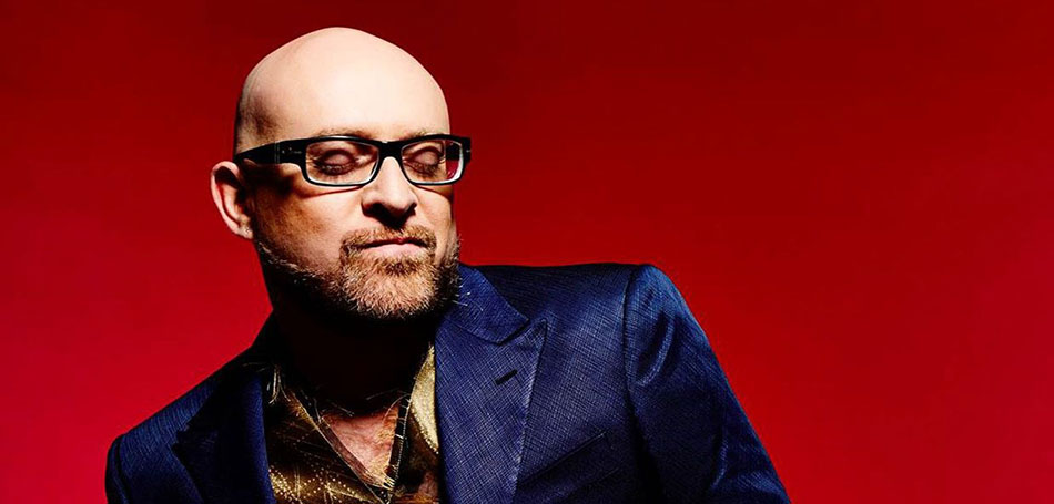 O σαγηνευτικός Mario Biondi στο Ηρώδειο