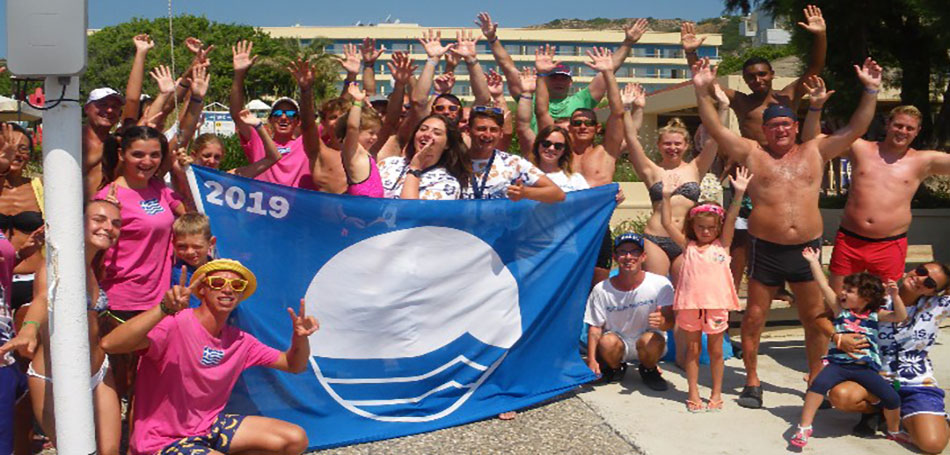 Γαλάζια σημαία στο Blue Sea Beach Resort της Ρόδου