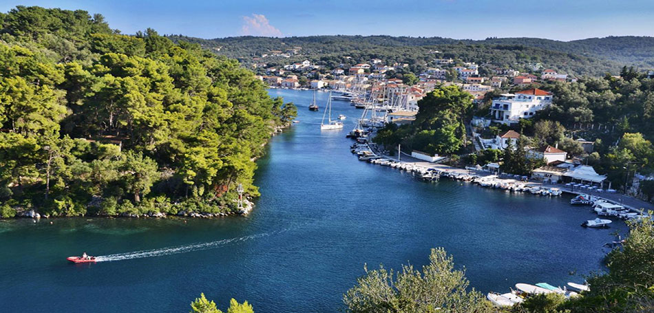 Παξοί: Οι παραδόσεις στα Διαπόντια νησιά 