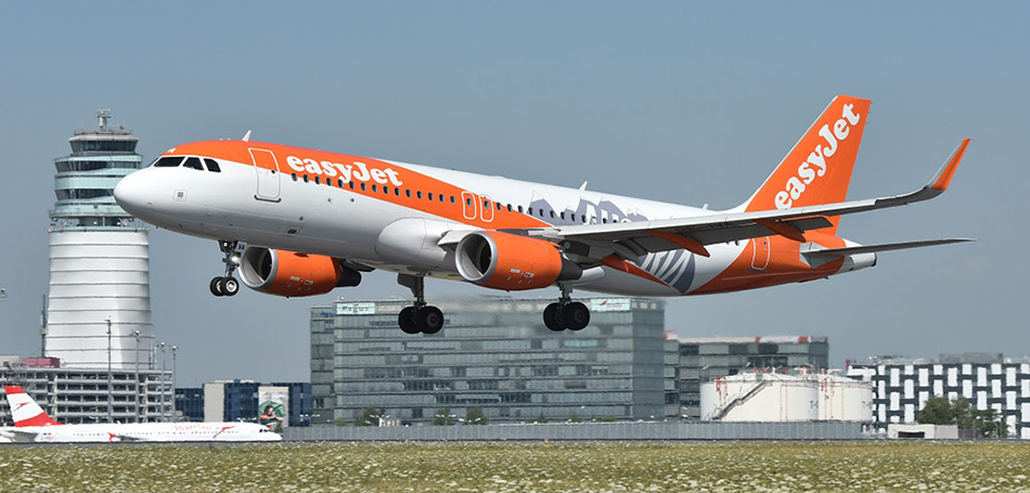 easyJet: Νέες συνδέσεις με Πρέβεζα και Αθήνα