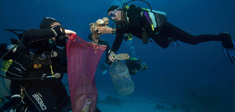 Πρωτοποριακή τεχνική ανίχνευσης πλαστικών στη θάλασσα με δορυφορικά μέσα