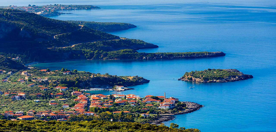 Άδειες για ξενοδοχεία σε Δημητσάνα, Ανατολική Μάνη και Άβδηρα