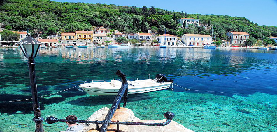 Γαλάζιες Σημαίες σε παραλίες των Κυκλάδων