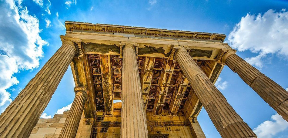 Tι γράφουν τα διεθνή ΜΜΕ για τον ελληνικό τουρισμό