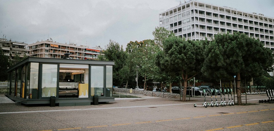 Δύο νέα γυάλινα περίπτερα στη Νέα Παραλία της Θεσσαλονίκης
