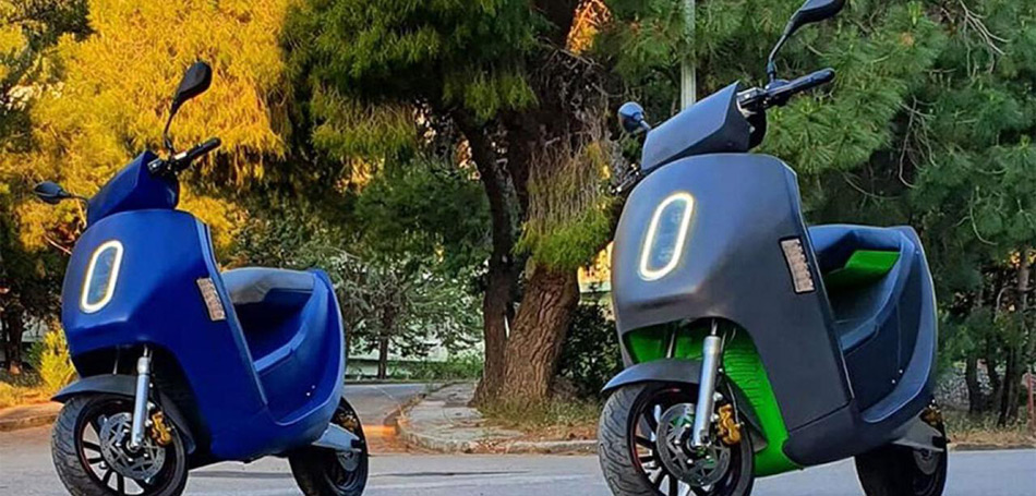 Το πρώτο ηλεκτροκίνητο ελληνικό σκούτερ είναι «έξυπνο»