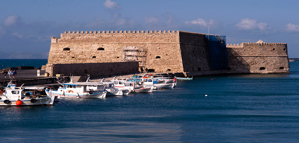 Εγκρίσεις για ξενοδοχεία σε Κρήτη και Ηγουμενίτσα