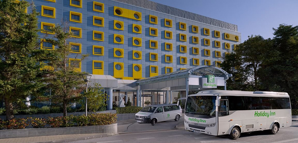 Holiday Inn Athens: Δύο χρυσά βραβεία στα «Greek Hospitality Awards 2020»