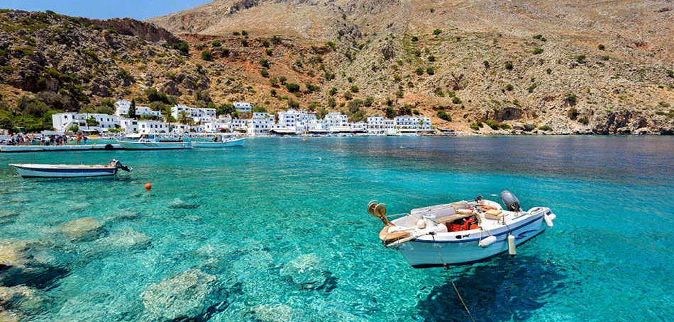 Αλλαγές χρήσης κτιρίων σε ξενοδοχεία στη Νάξο και στην Κρήτη
