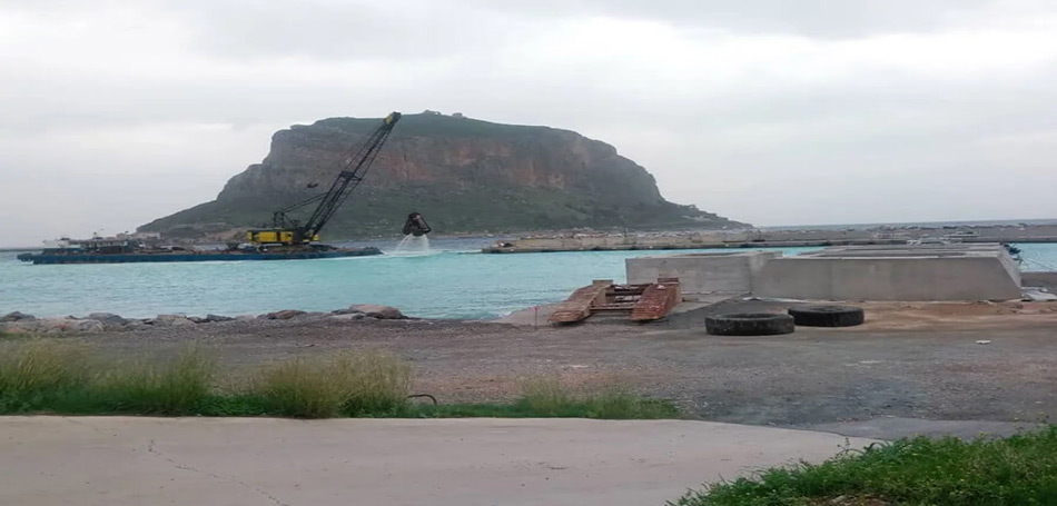 Προχωρούν τα έργα στη μαρίνα της Μονεμβασιάς