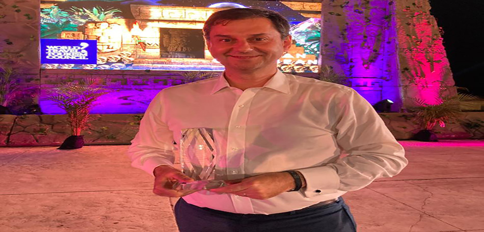 WTCC: Το «Global Champion Award for COVID-19 Crisis Management» σε Θεοχάρη