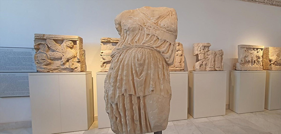 Το Μουσείο Ακρόπολης ταξιδεύει στο Παλέρμο