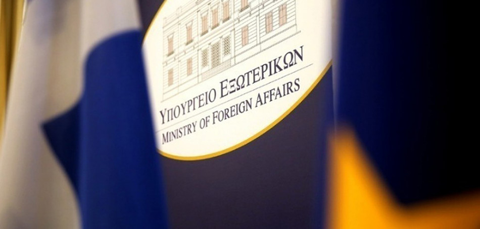 ΥΠΕΞ: Η Ελλάδα καλεί για τη δημιουργία ανθρωπιστικών διαδρόμων από τις πόλεις της Ουκρανίας