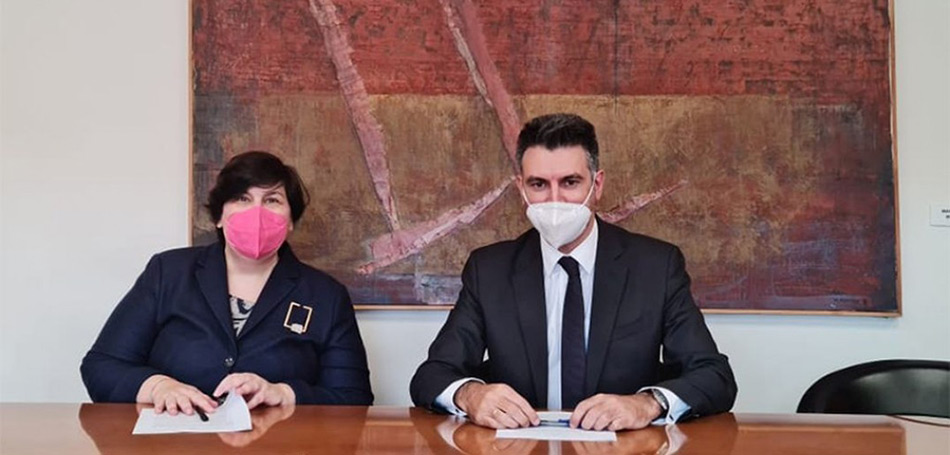 Υπεγράφη μνημόνιο για τα Δικαιώματα του Ανθρώπου στην Ελλάδα